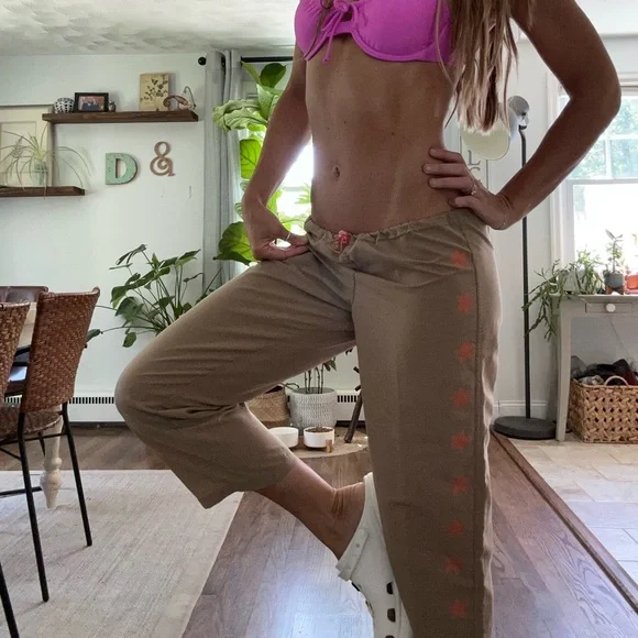 Y2K vintage amazing, extreme, low rise gorpcore utility Capri made in Brazil - Picture 5 of 16